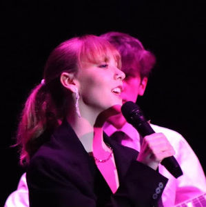 Meet your Posher, Taryn